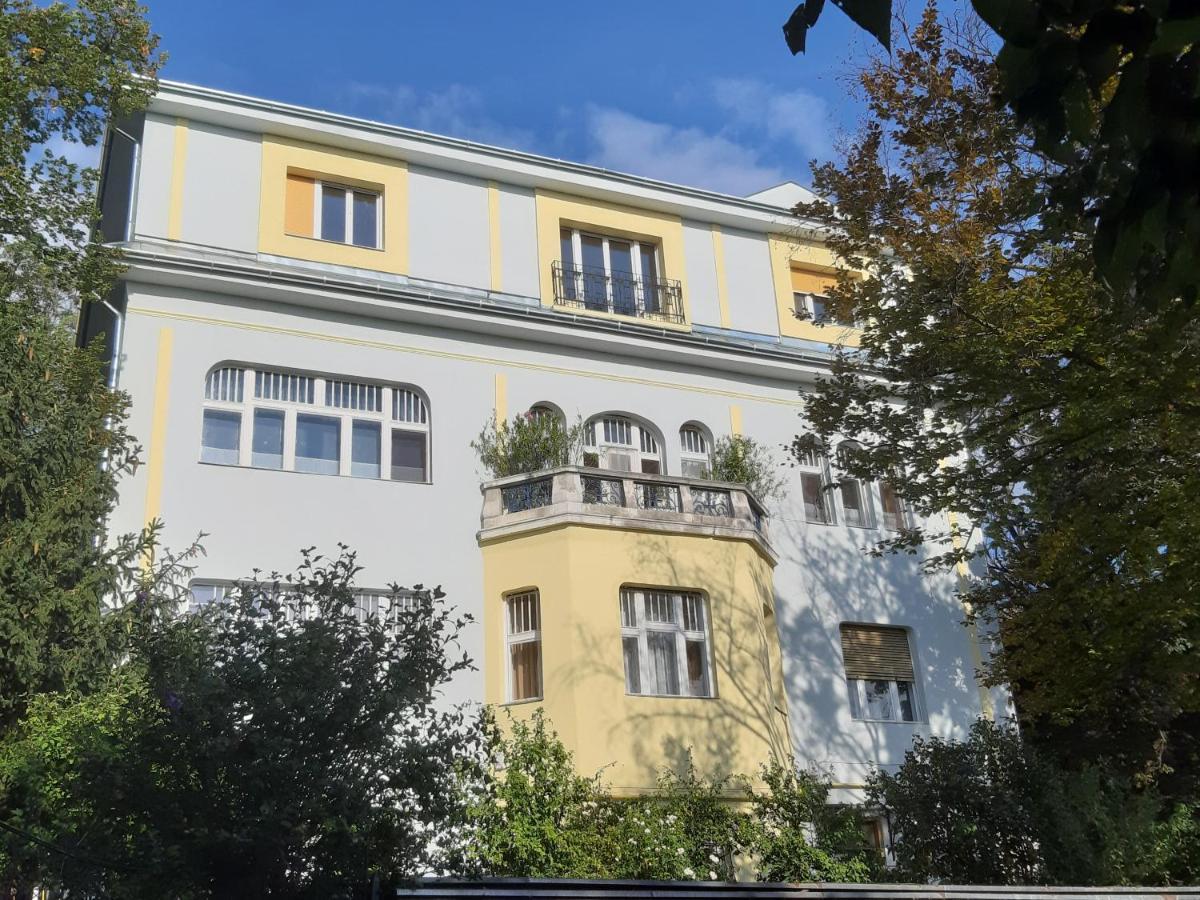 Green Hill Apartment Budapest Eksteriør bilde